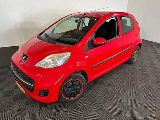 Peugeot 107  1.0-12V XS, 35-LNN-5