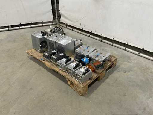 Partia części wózka widłowego