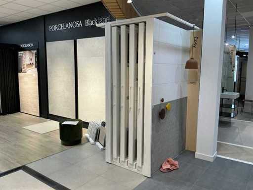 Hauff - Tegeldisplay met schuifpanelen