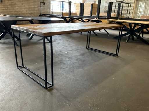 Table à manger Lovew