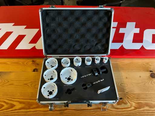 Makita Lochsäge-Set