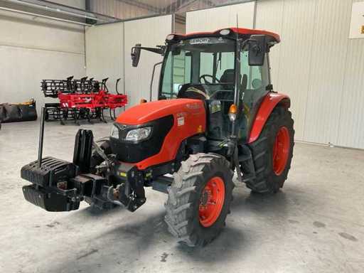 Tracteur agricole Kubota M4-063 à quatre roues motrices