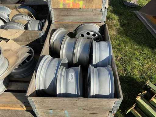 Konvolut von Alufelgen (8x)