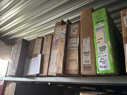 Diverse radiatoren voor Volvo (12x)