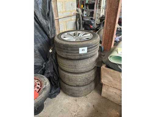 Michelin 225/55 R17 101y Pneu de voiture pour BMW (4x)