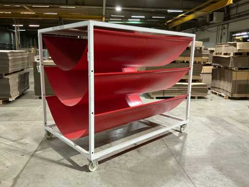 Transportkar met zeilplateau