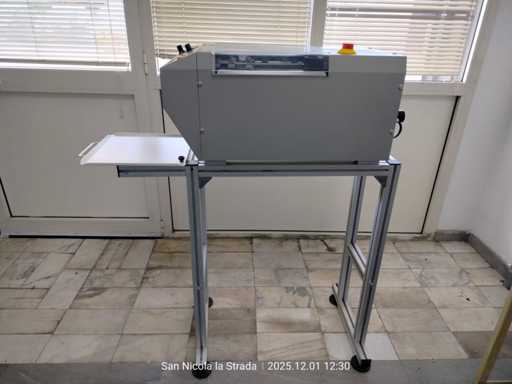 Schleuniger - JS8400 - Benchtop cable stripper