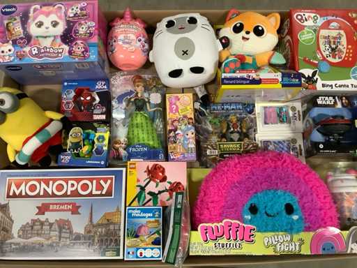 Giocattoli nuovi, inclusi Lego e Pokémon