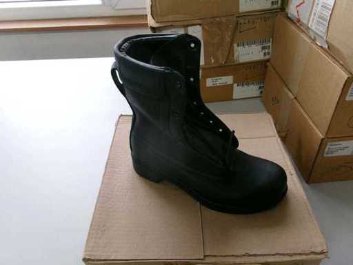 Brytyjskie buty załogi lotniczej, rozmiar 220 (R14) (9x)