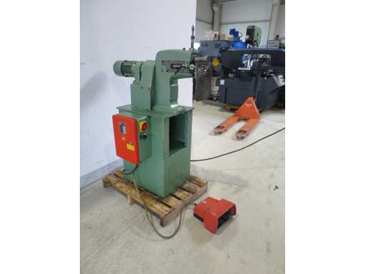 FASTI 411 /63 / 1.25 Kralen- en flensmachine