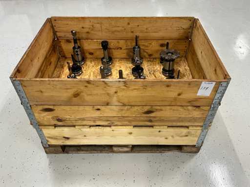 Uchwyt na narzędzia BT50 (21x)