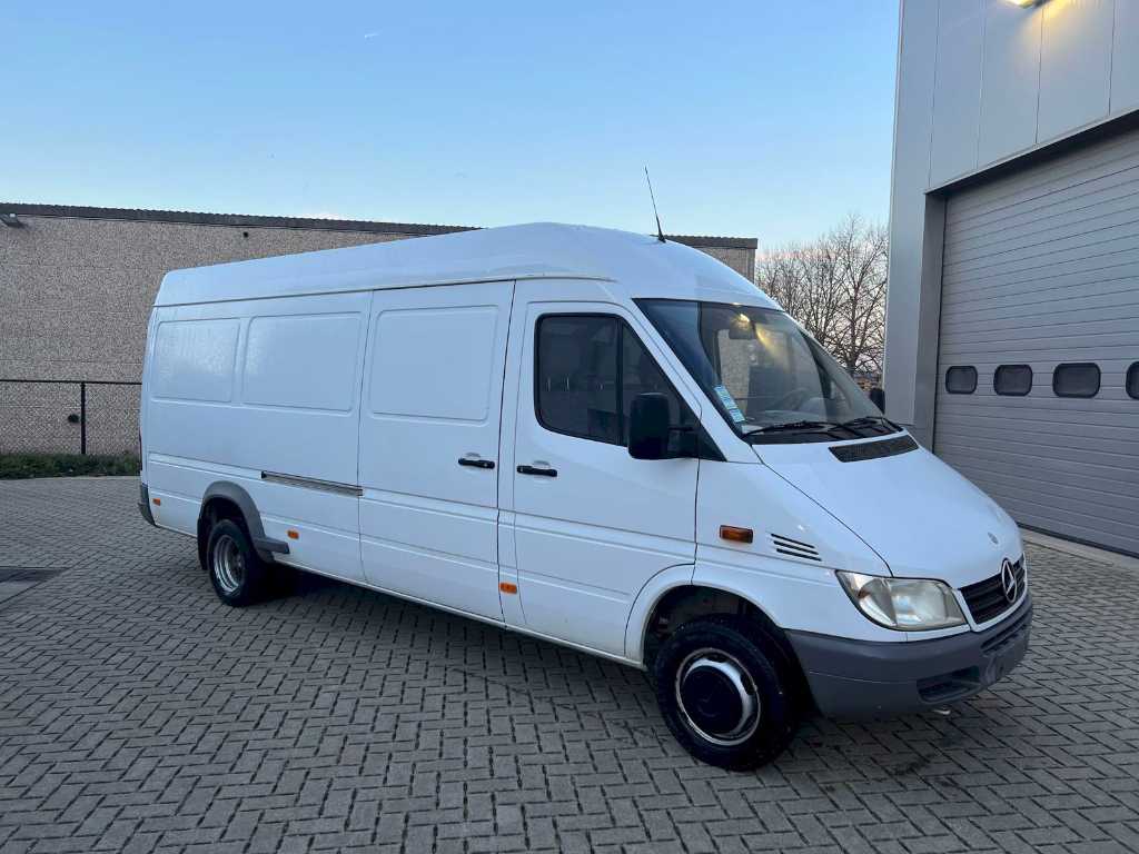 Mercedes 413 CDI, 2003