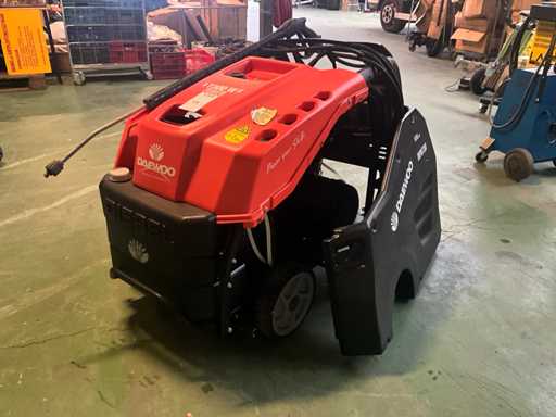 Daewoo DHPW7300 Pressure Washer