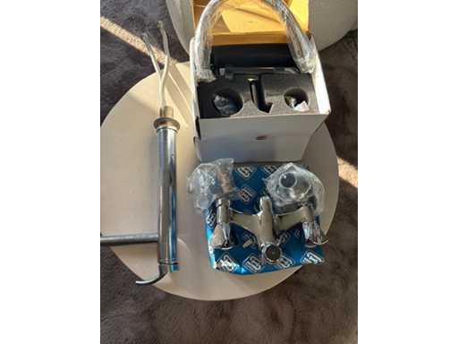 4 kranen -sanitair (4x)