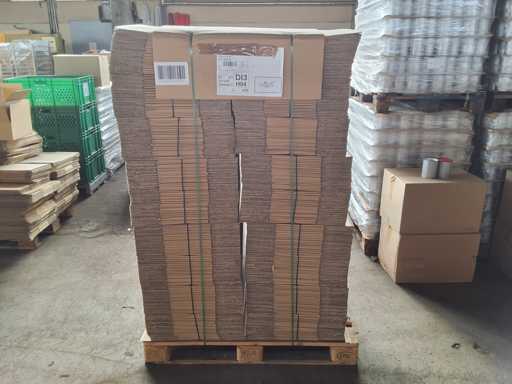   Pallet cardboard boxes