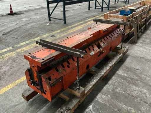 John Cockerill Guillotine Scissors