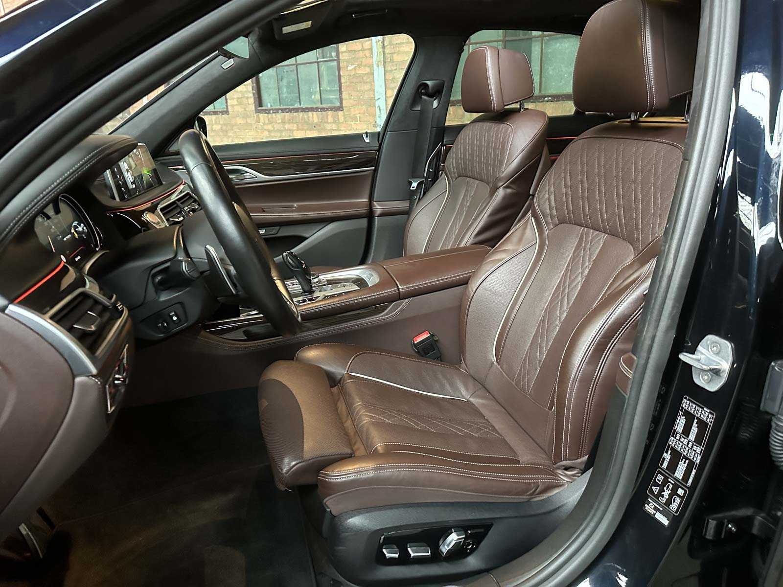 BMW 750d xDrive 400pk 2021 7-serie G11