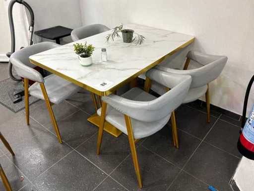 Restaurant table + chairs