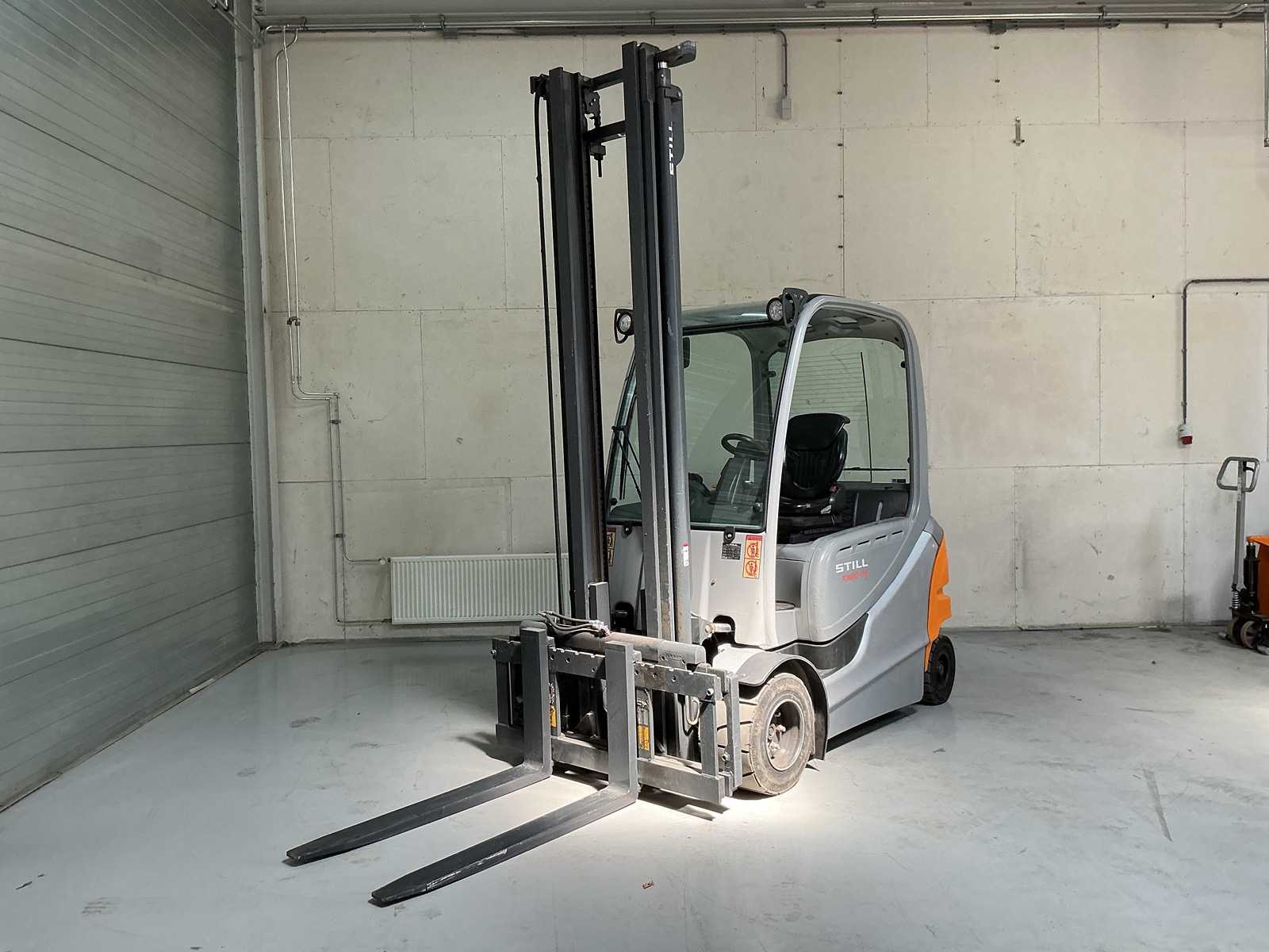 STILL – RX60-35 – Forklift Trucks – 2011