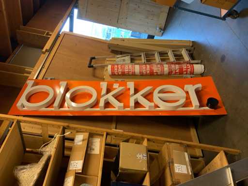 Panou publicitar Blokker cu lumină