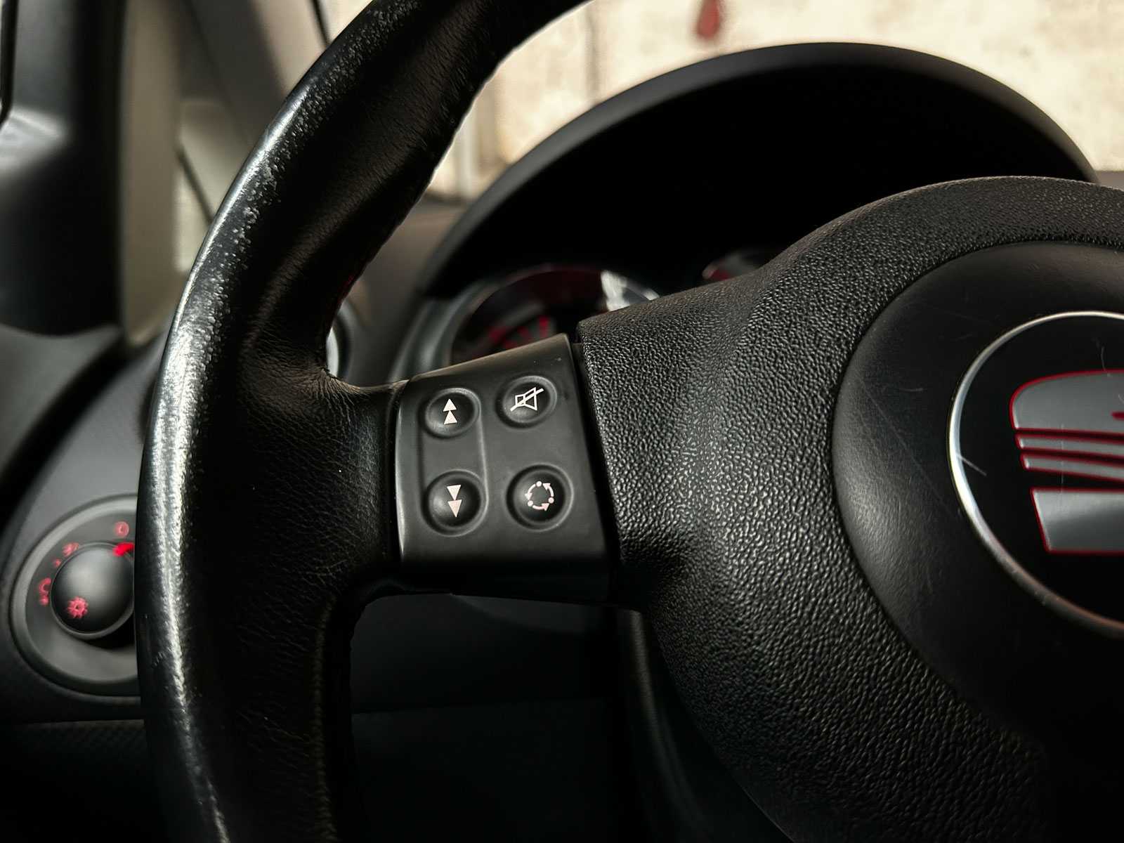 SEAT Altea XL 1.6 Stylance 105pk 2007 (Origineel-NL), 29-XJ-RH