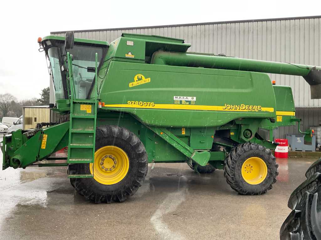 2003 John deere 9780 CTS Hillmaster Moissonneuse batteuse