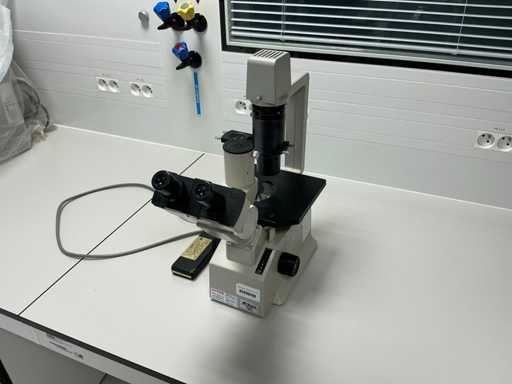 Nikon TMS-F Microscoop