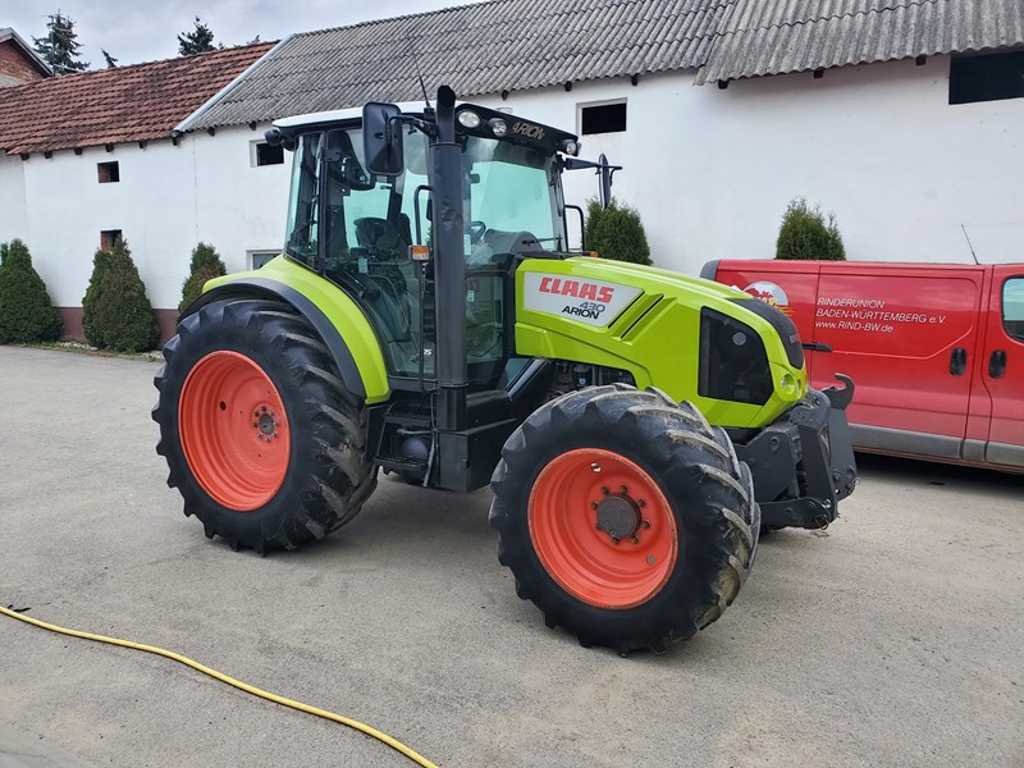 2011 - Class Arion 430 4-wheel drive tractor