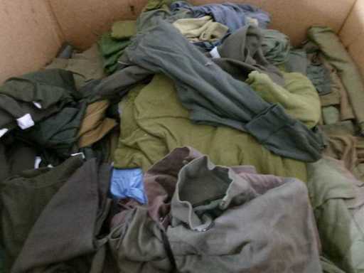 Mélange de sous-vêtements de kg, 2e choix / partiellement défectueux (G2) (90kg)
