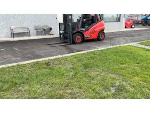 c34c39d6-2b38-4c7d-9809-8578c9e5a3e5.mp4