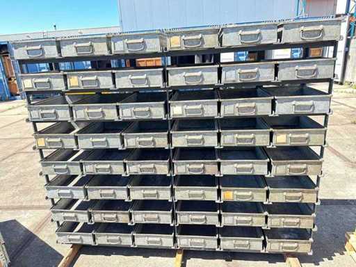 Offshore & Maritime Tools & Deco in IJmuiden