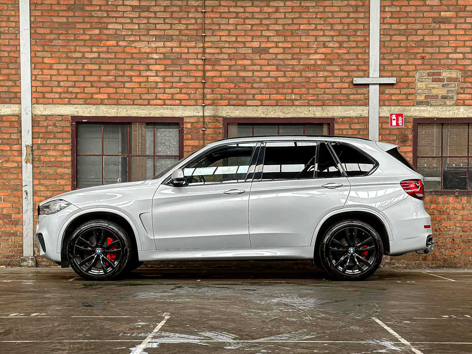 BMW X5 xDrive50i 4.4 V8 M-Sport High Executive F15 449pk 2017, K-353-TD