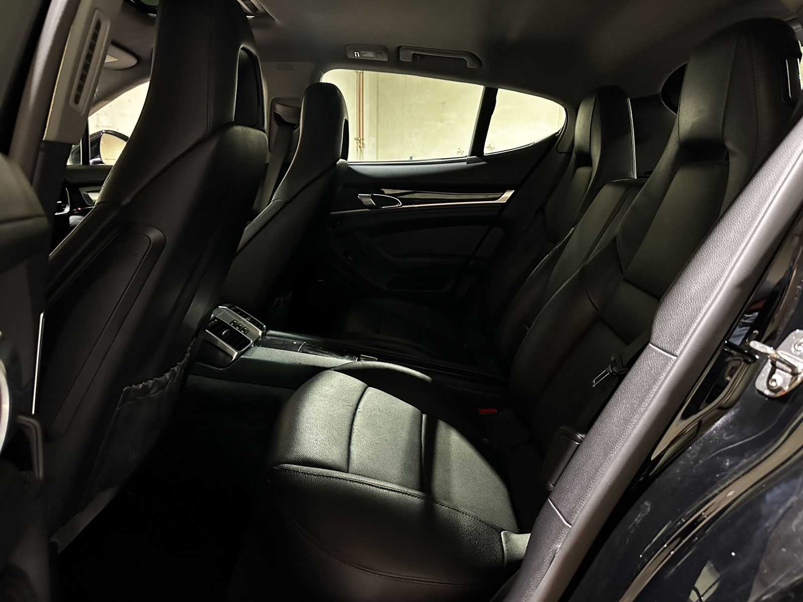 Porsche Panamera S 4.8 V8 405pk 2011