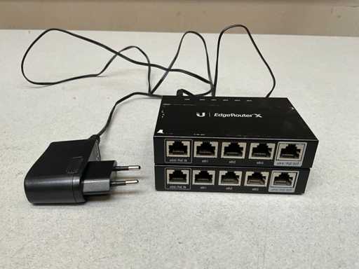 Ubiquiti EdgeRouter X router (2x)