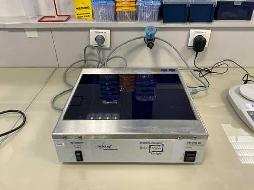 BIOSTEP UST-30M-8E UV Transilluminator
