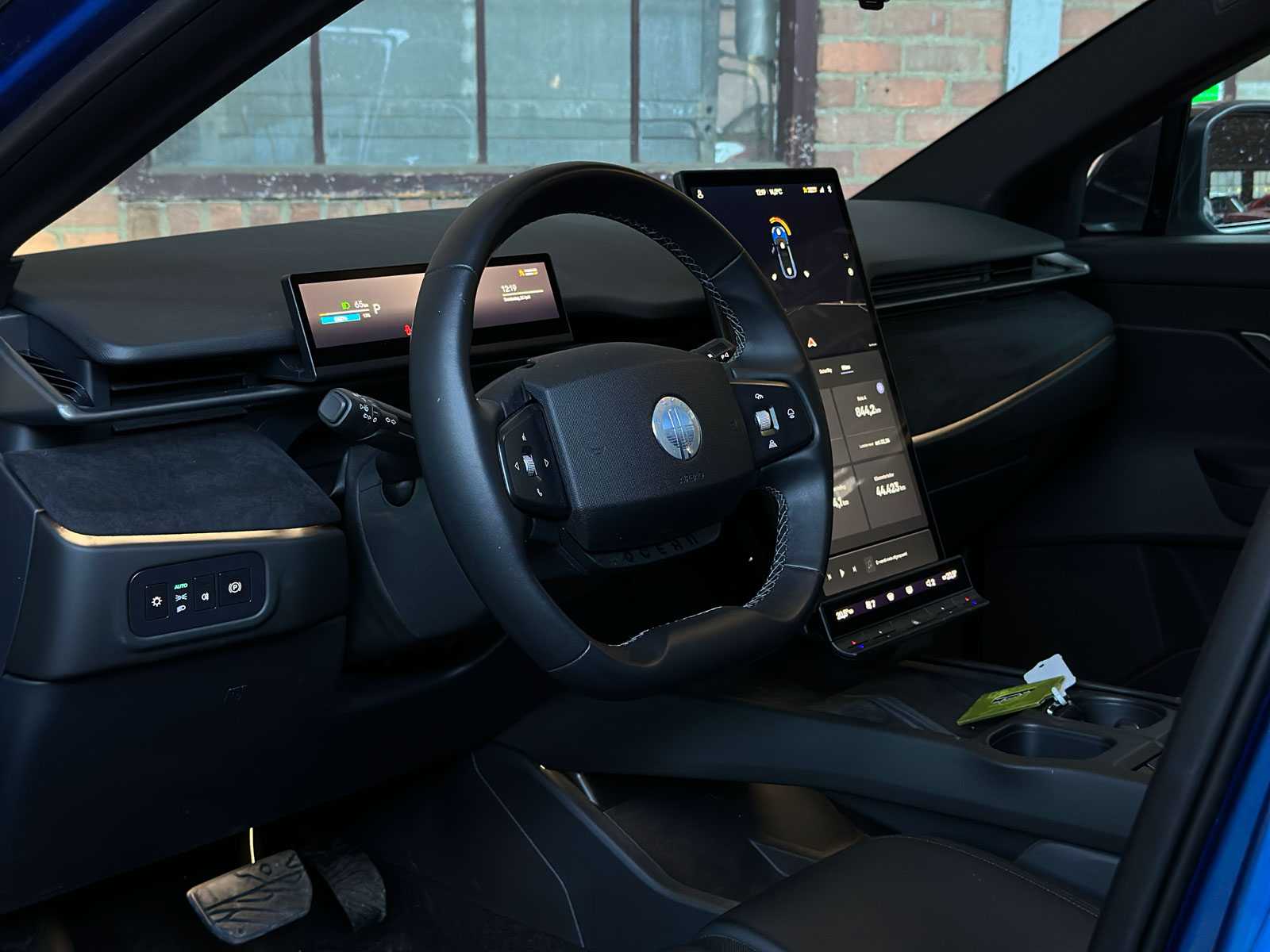 Fisker Ocean Extreme 113kWh 573pk 2024 (Origineel-NL), X-864-TZ