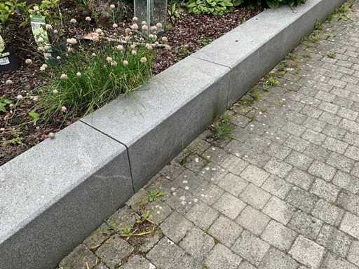 Natuursteen granietboordsteen (12x)