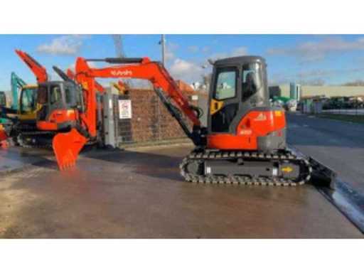 4c1ee474-2a3f-4d44-8400-e498c6ee3bf4.mp4