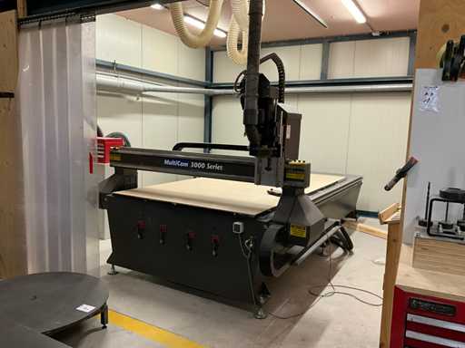 2008 Multicam 3-204-R CNC-freestafel