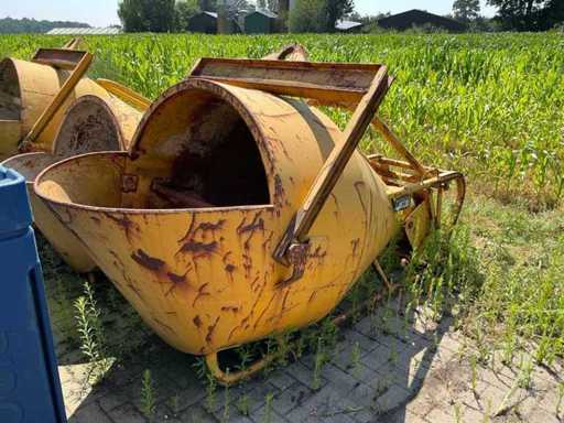 2001 Beco 1000L Concrete Bucket