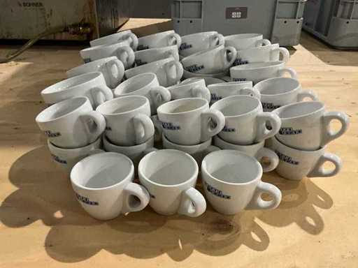 Ladung Kaffeetassen