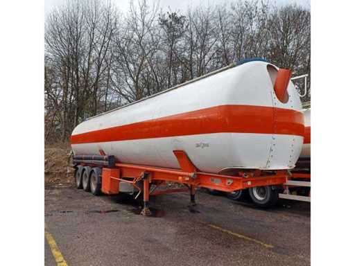 Online auction of tractors, trailers and bulk trailers