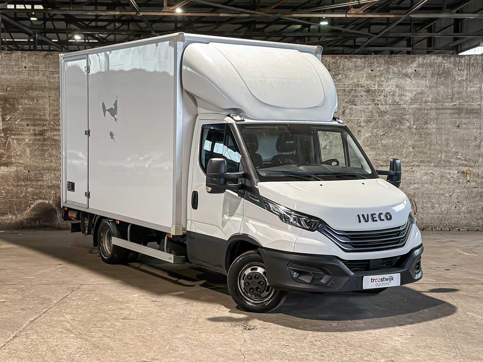 foto check! Iveco Daily 35C16H 2.3 375 154pk 2022 (Origineel-NL+1e eigenaar), VSH-30-N
