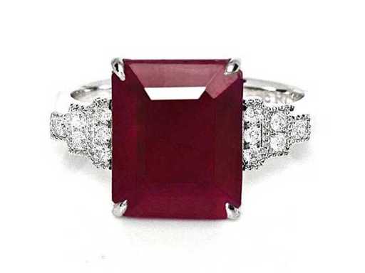 Luxe Design Ring Natuurlijke Paarsrode Robijn 7,25 karaat