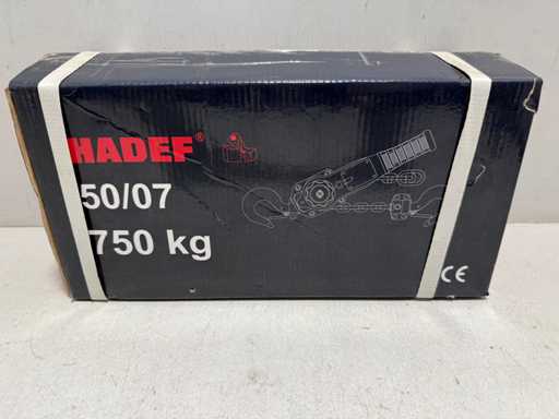 Ridicător manual Hadef cu clichet 750kg