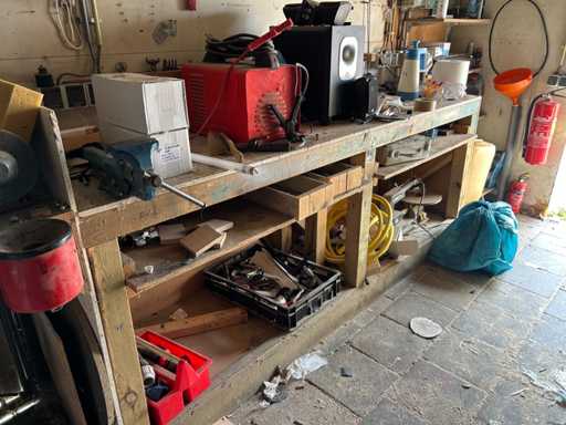 Batch of workshop inventory