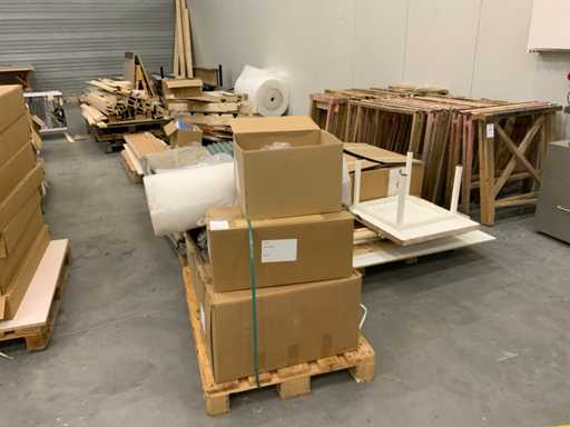 Batch of wood and semi-finished products