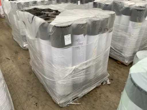 Fetru pentru acoperișuri din palete