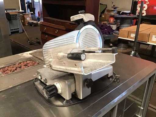 Kolossal Electric Cutter