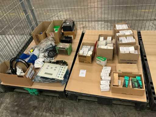 Batch of industrial switchgear